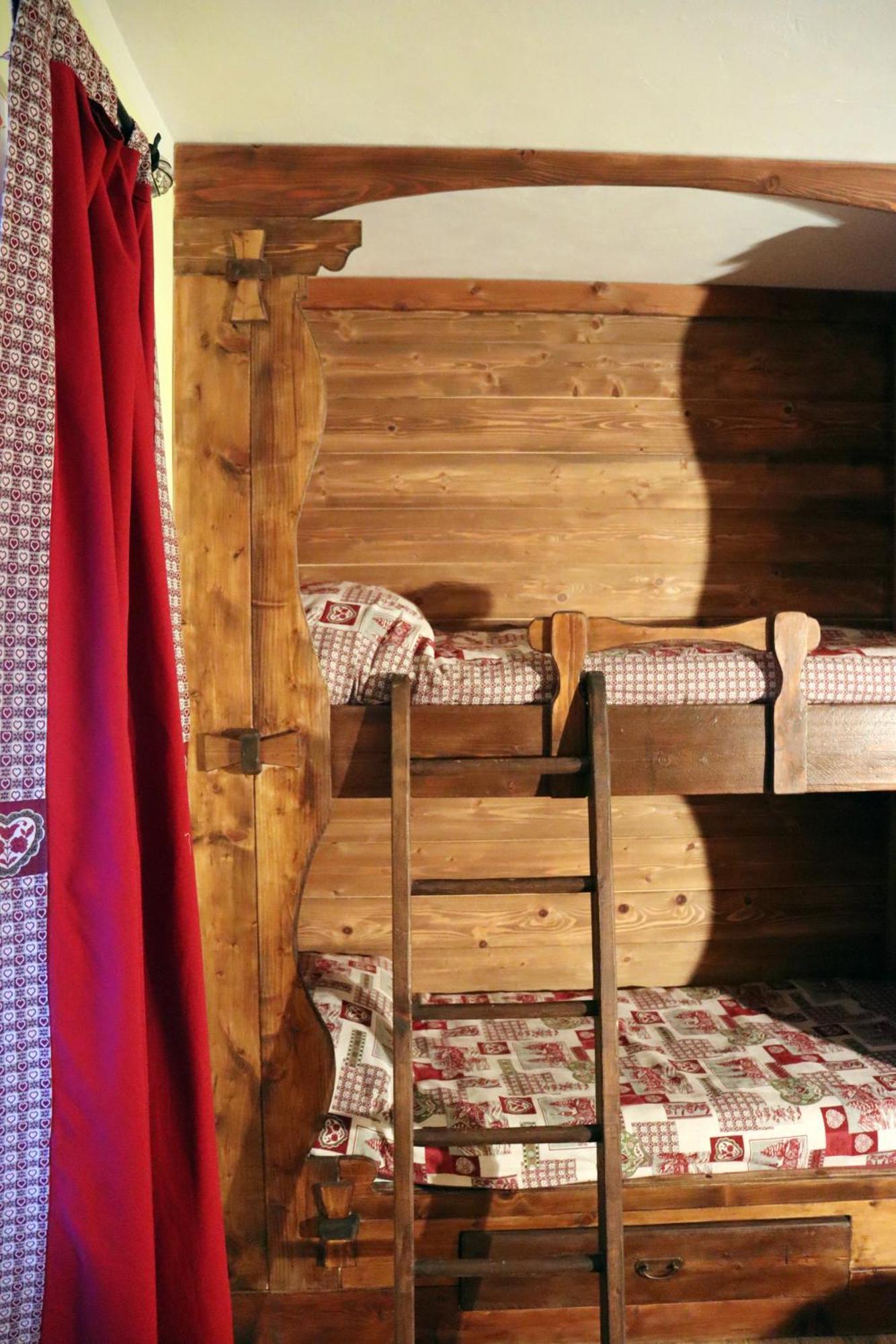 Chèvres à Cheval - Apartment Aosta Exterior foto